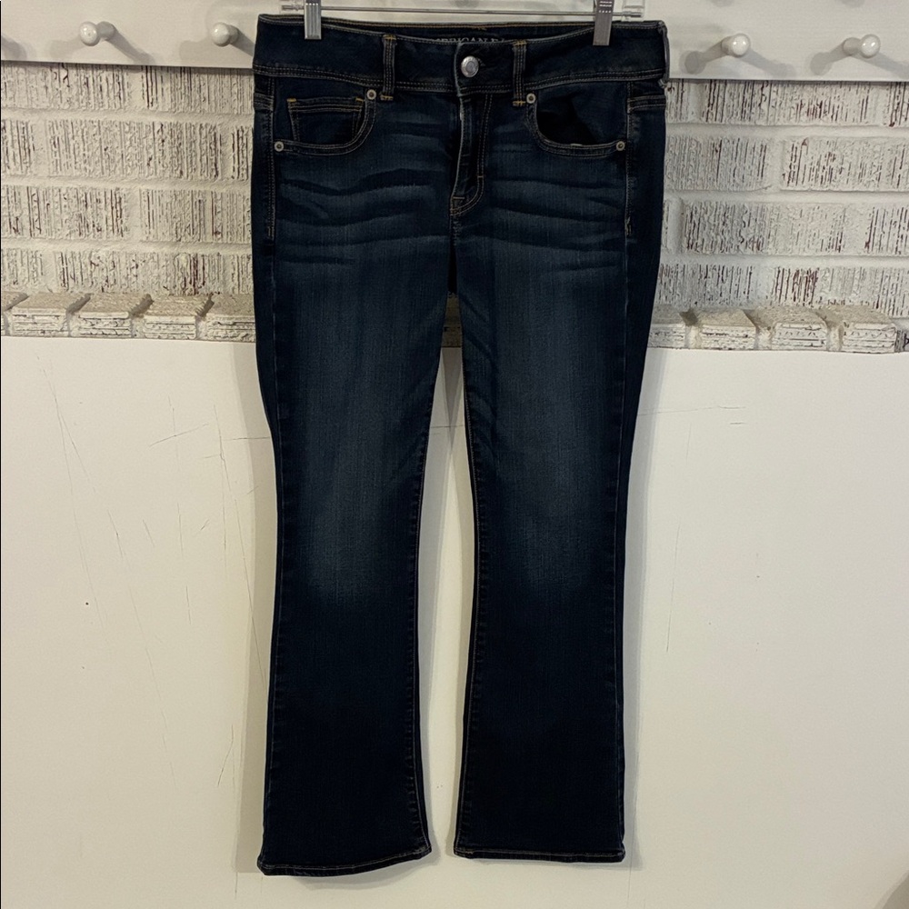 American Eagle Outfitters Women’s Dark Indigo Kick Boot Jeans 8 Short